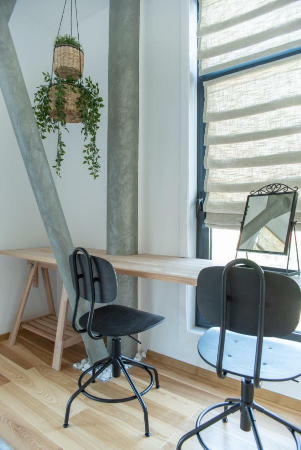 Apartments Steel Residence- Tesla Drive Experience ティミショアラ エクステリア 写真