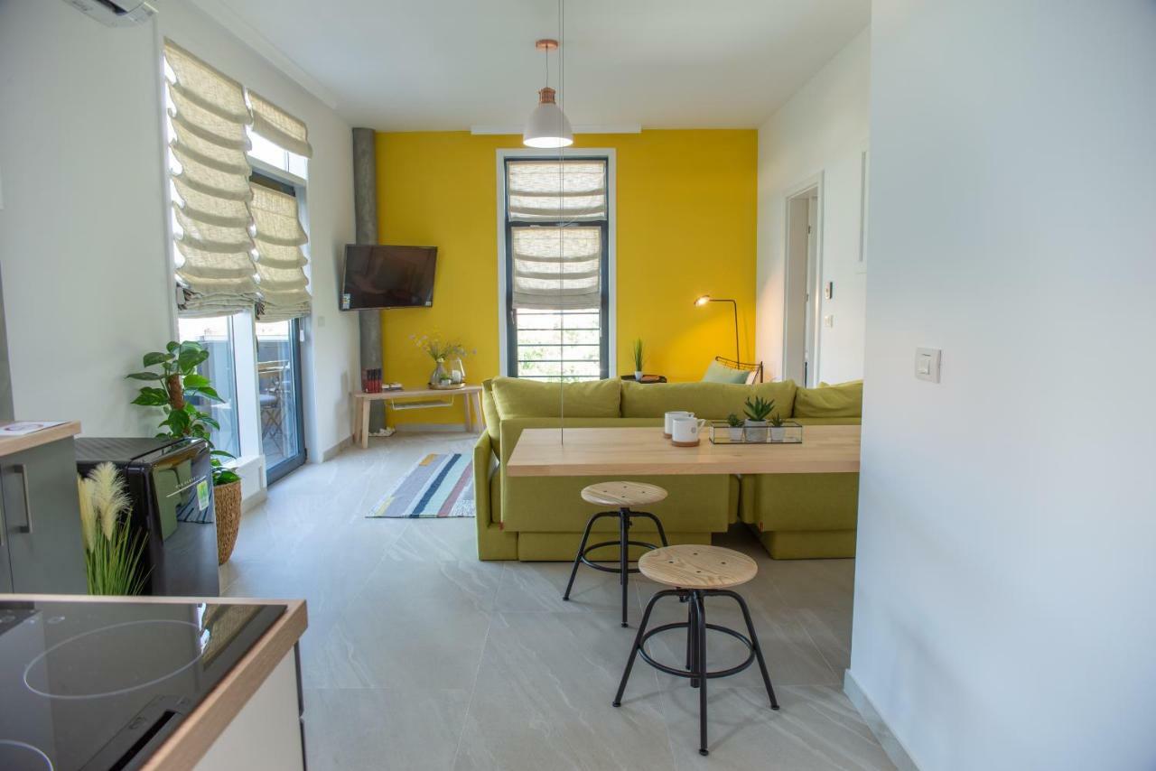 Apartments Steel Residence- Tesla Drive Experience ティミショアラ エクステリア 写真